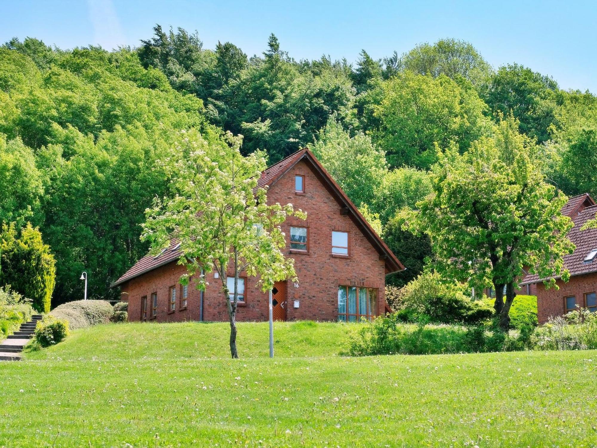 Natur-Ferienpark Nieheim Exterior photo